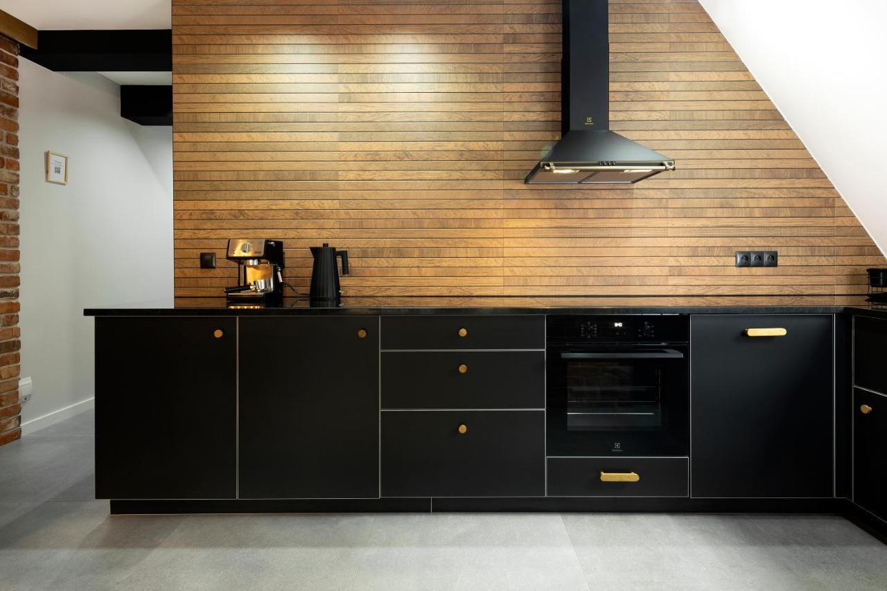 Apartment 08
